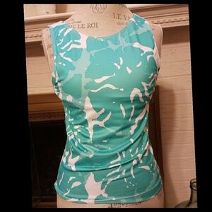 2/$20 EVERLAST Camo Fitness Gym Top XL